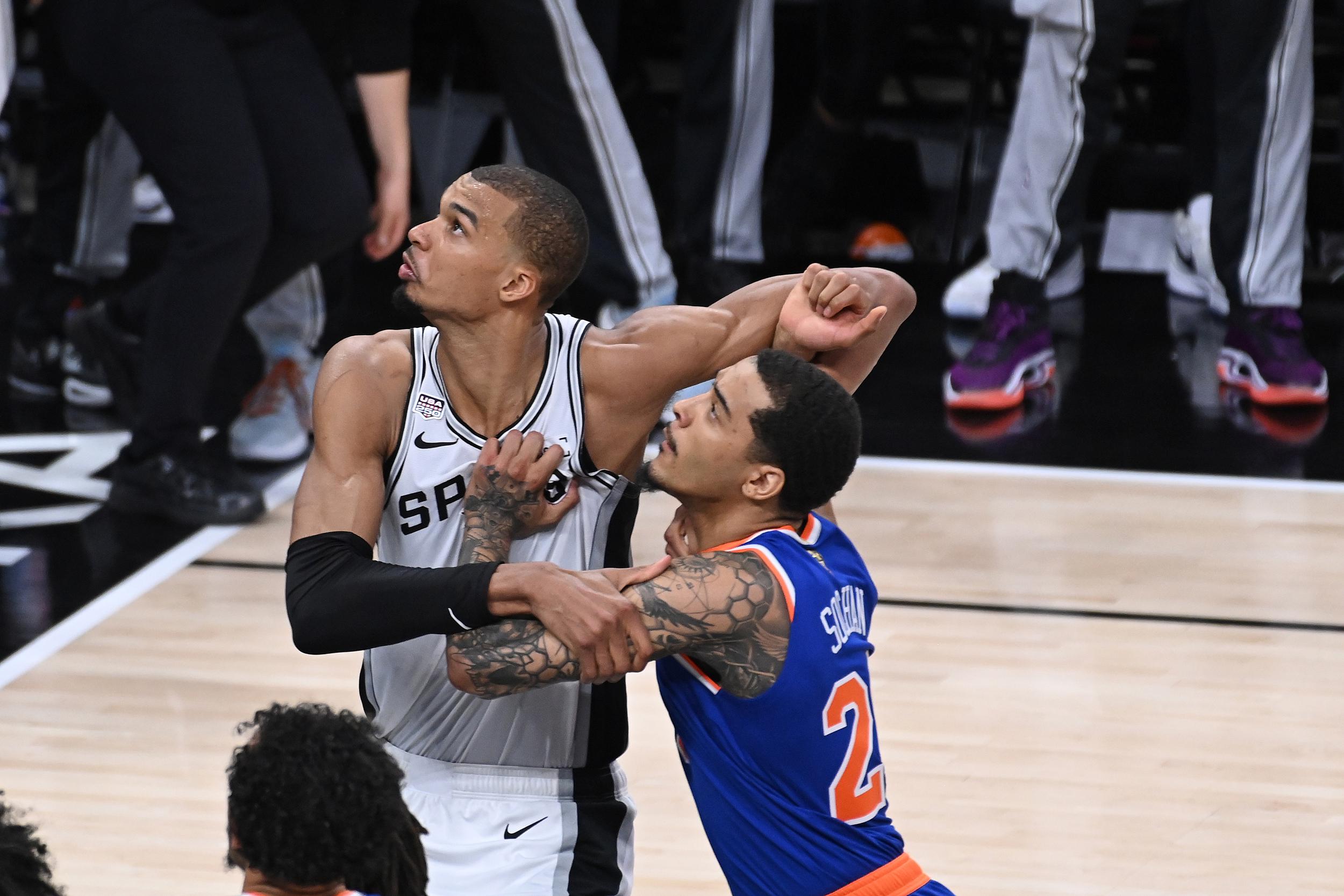 拿下NBA總冠軍的紐約尼克斯隊(duì)，還是聯(lián)盟賺錢高手