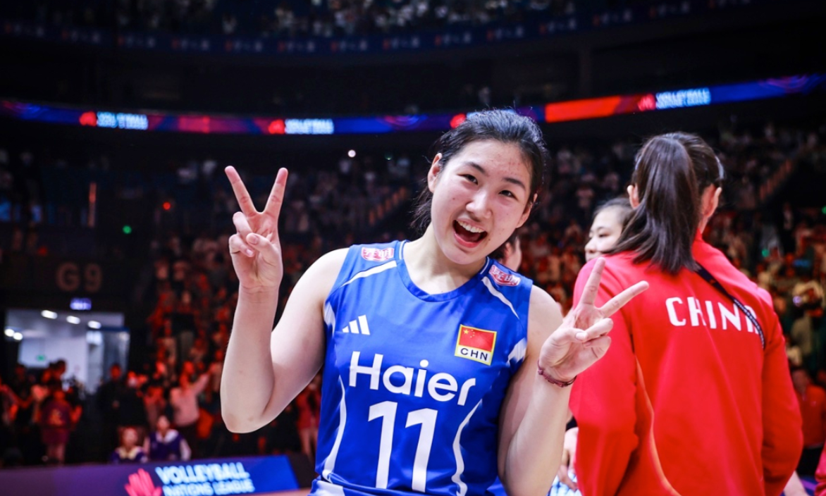 擊敗世界第3！中國女排19歲重炮崛起：大力跳發真猛，趙勇添利器