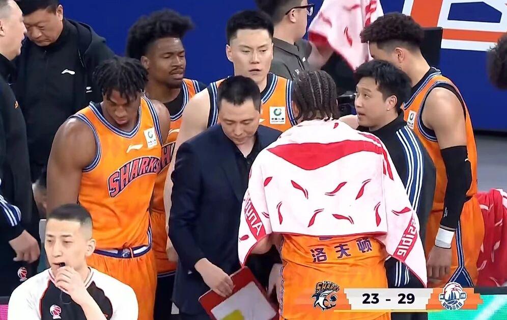 上海男籃200萬美元續約古德溫 懷特塞德新簽約，盧偉愛將赴美特訓