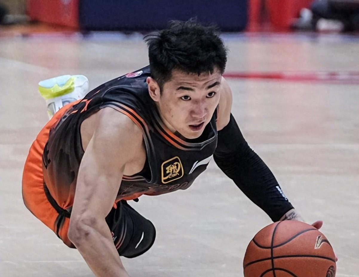 CBA最新消息！山東男籃更換教練，"CBA四冠名宿"或離開(kāi)上海男籃