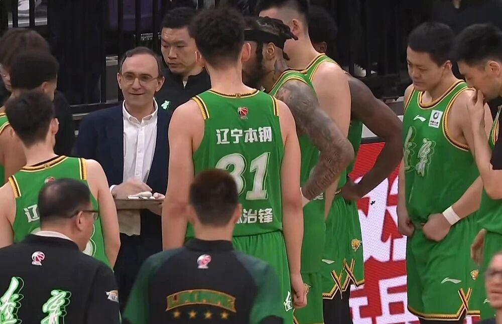 遼寧男籃遭遇致命打擊，曝趙繼偉有離隊想法，或引發多支球隊爭搶