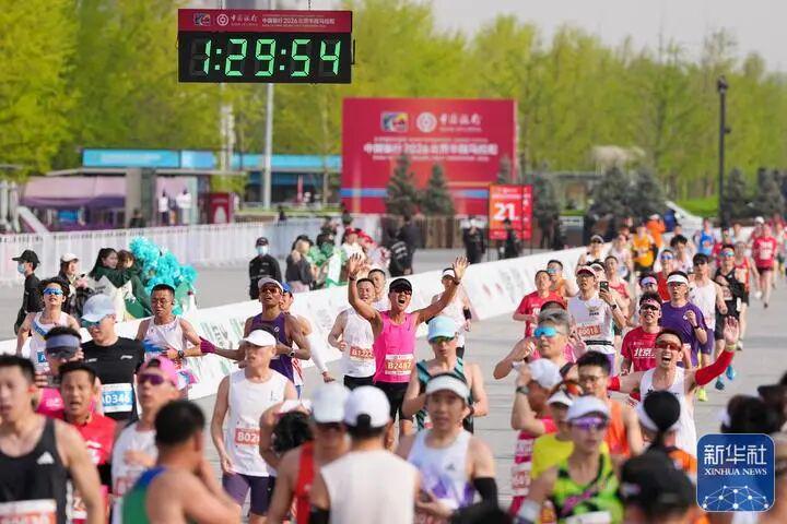 周末，也“卷”起來了？
