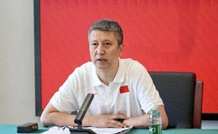 正式確認(rèn)！31歲中國男籃老將擔(dān)任國家隊(duì)長，球迷：他有號召力