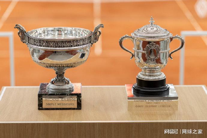 德約盛贊豐塞卡，小野兔出局霍達爾三連勝，兩寶媽會師小郭晉級