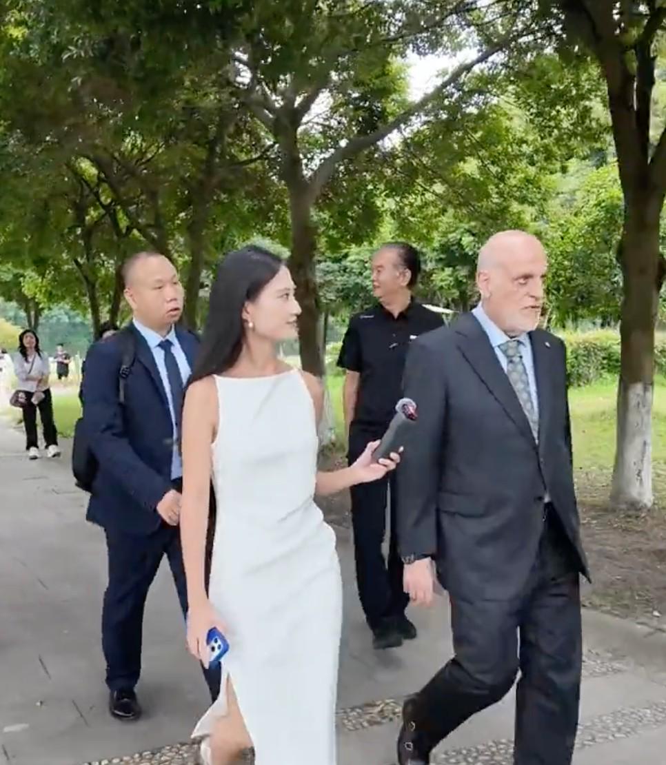 特瓦斯：成都蓉城只有一線隊和B隊，按歐洲標準遠遠不夠
